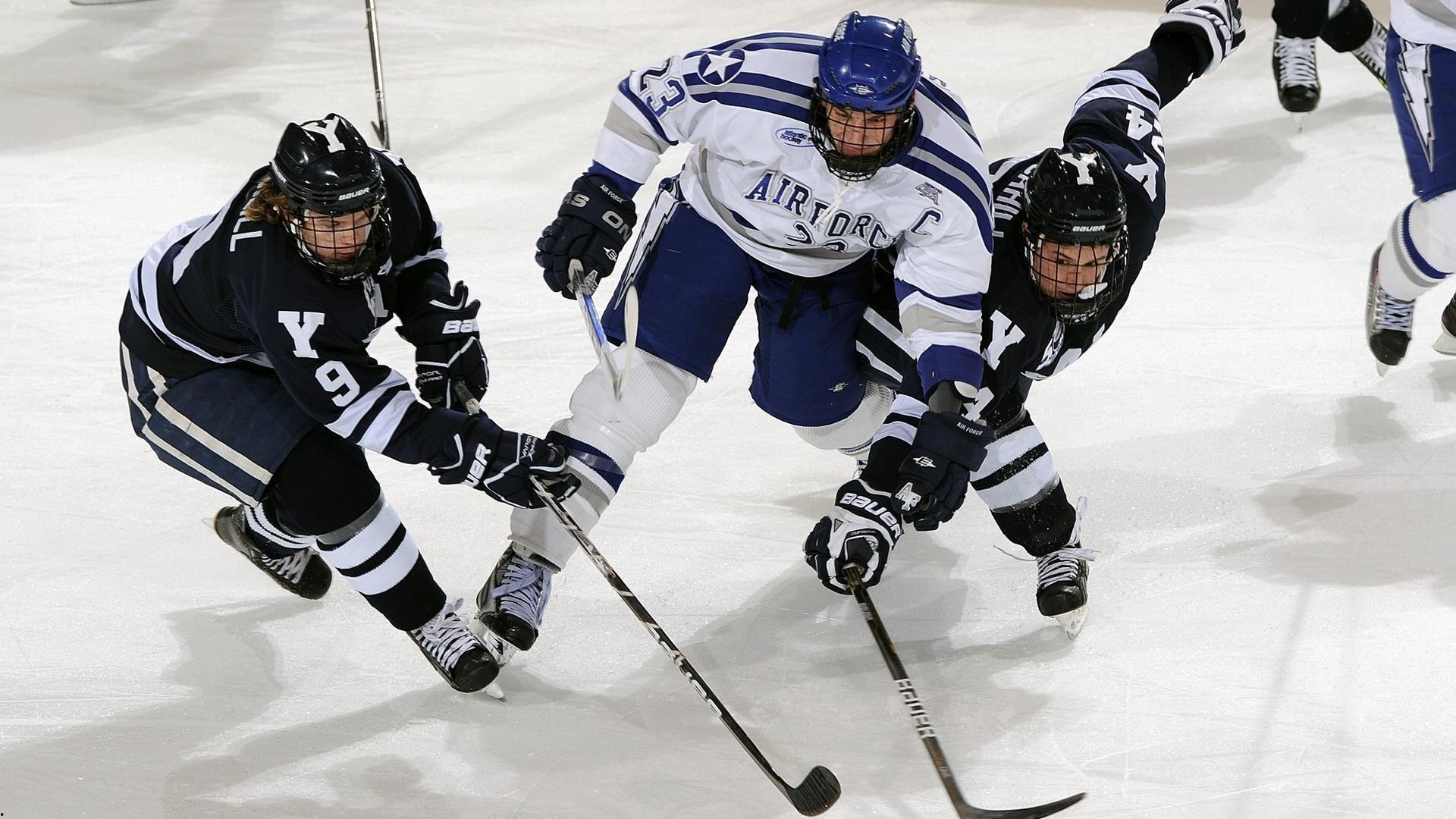 击剑小将姜鑫瑞，比赛让我更加自信 场上只能靠自己