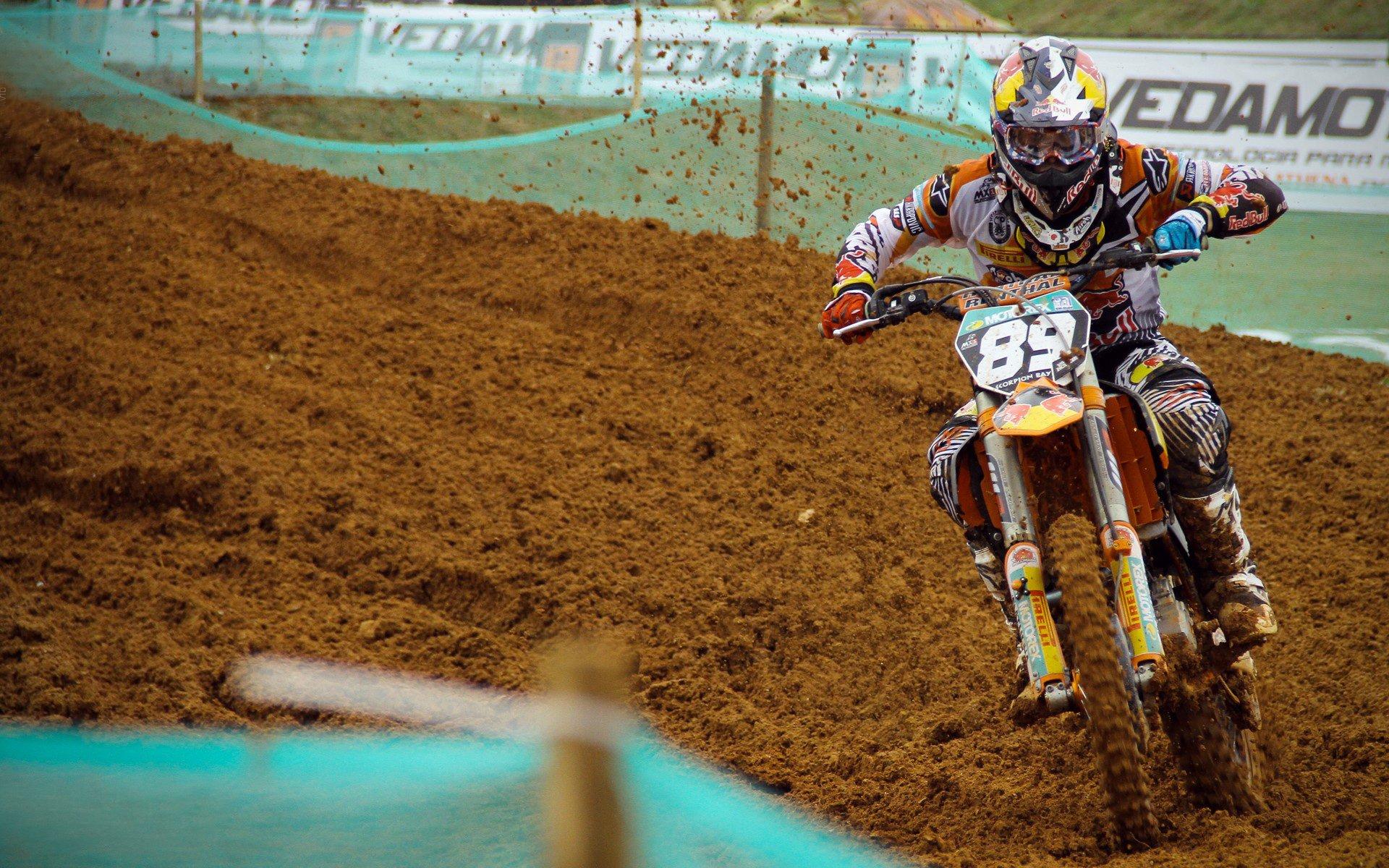 欧冠前瞻，决赛重演难逃一边倒预测，战术博弈暗藏玄机